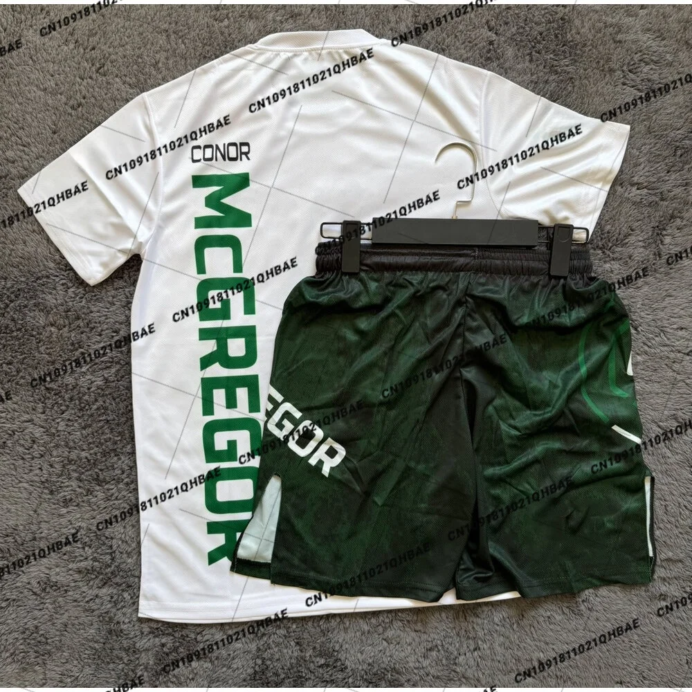 Running Gear For Men - Set Kaos dan Celana Pendek Conor