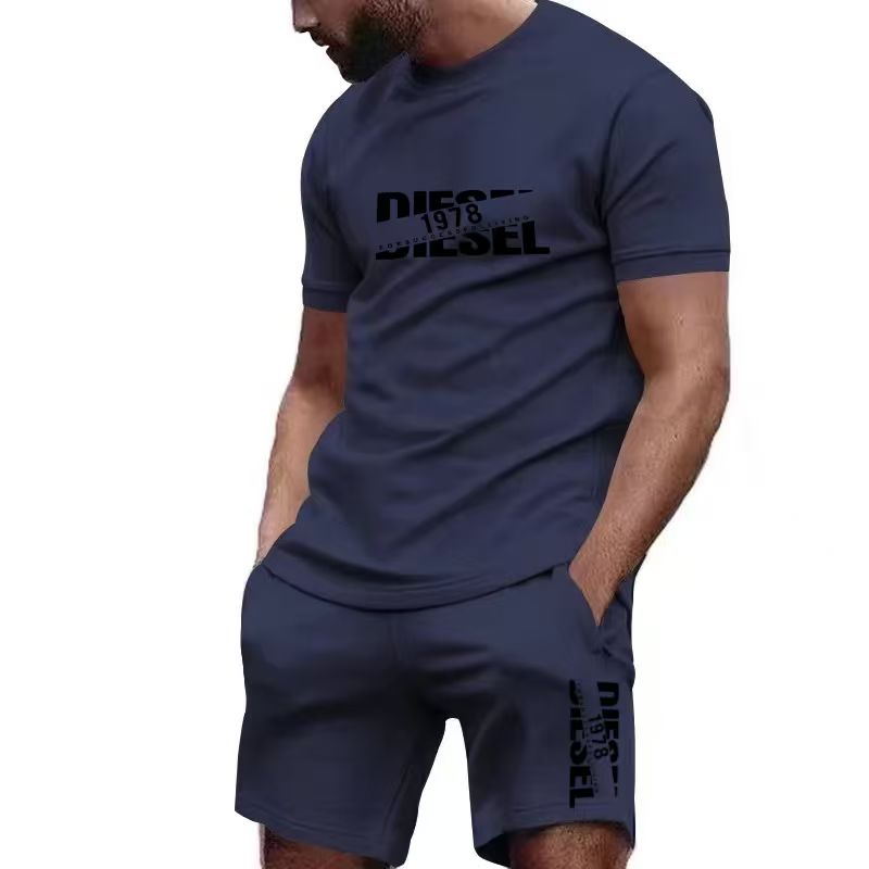Setelan kaos dan celana pendek - Running Gear For Men ulasan dan harga